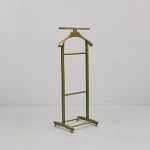1229 7047 VALET STAND